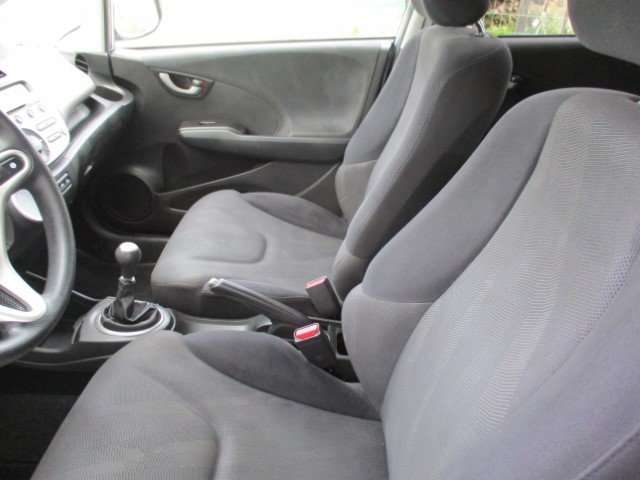 Honda Jazz 1.4I-VTEC 100PK SPORT BLACK EDITION AIRCO ALU 16