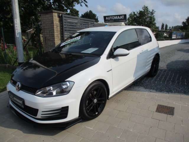 Volkswagen Golf GTD 2.0TDi 185PK DSG F1 SCHAKELPEDDELS BLACK PACK TOP! Maranky & Co