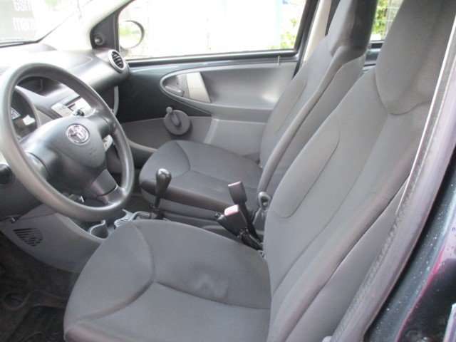 Toyota Aygo 1.0i VVT-i Car Dance 5deurs slechts 109049km! Maranky & Co