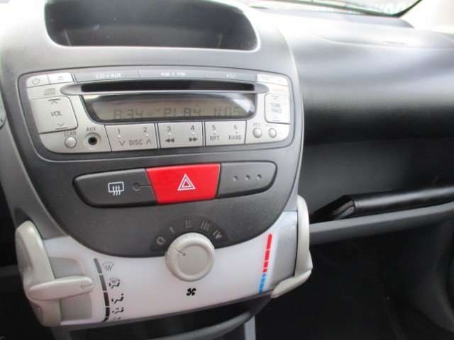 Toyota Aygo 1.0i VVT-i Car Dance 5deurs slechts 109049km! Maranky & Co