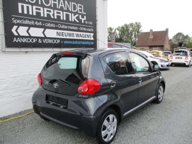 Toyota Aygo 1.0i VVT-i Car Dance 5deurs slechts 109049km! Maranky & Co