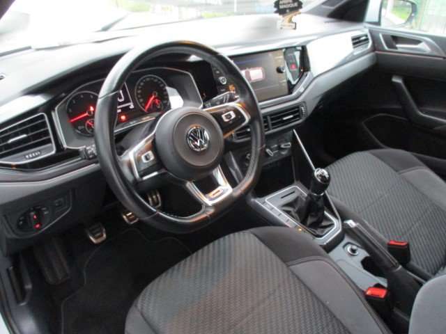 Volkswagen Polo 1.0TSI R-LINE FULL OPTION PDC ALU CARPLAY 52337KM! Maranky & Co