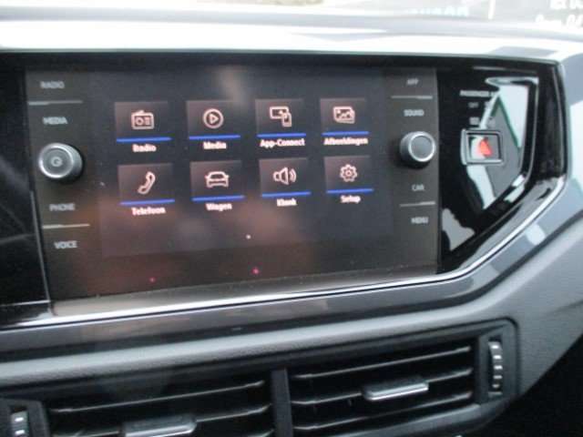 Volkswagen Polo 1.0TSI R-LINE FULL OPTION PDC ALU CARPLAY 52337KM! Maranky & Co