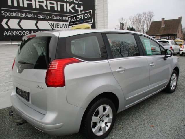 Peugeot 5008 1.6 BlueHDi PREMIUM 7PLAATSEN EURO6B NAVI PDC ALU Maranky & Co