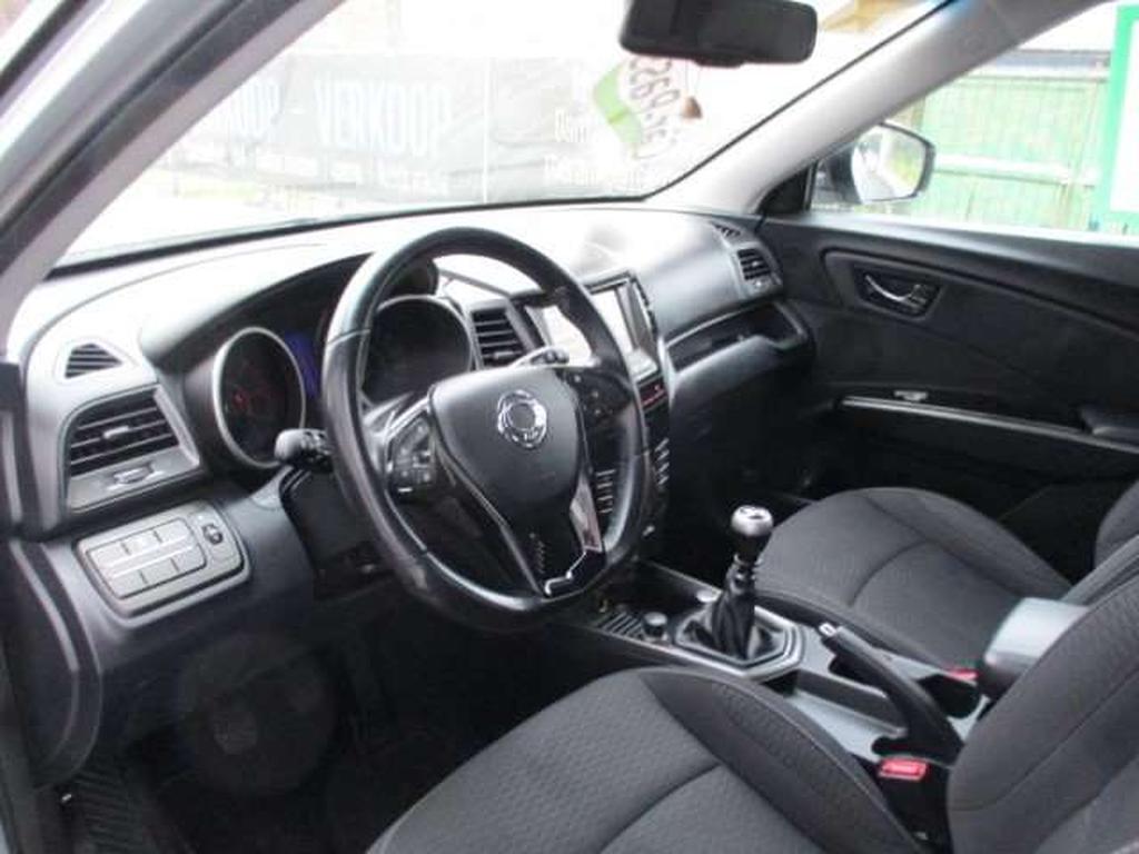 SsangYong XLV 1.6 e-XDi 2WD Quartz ISG ALU18 CRUISE AIRCO CAMERA Maranky & Co