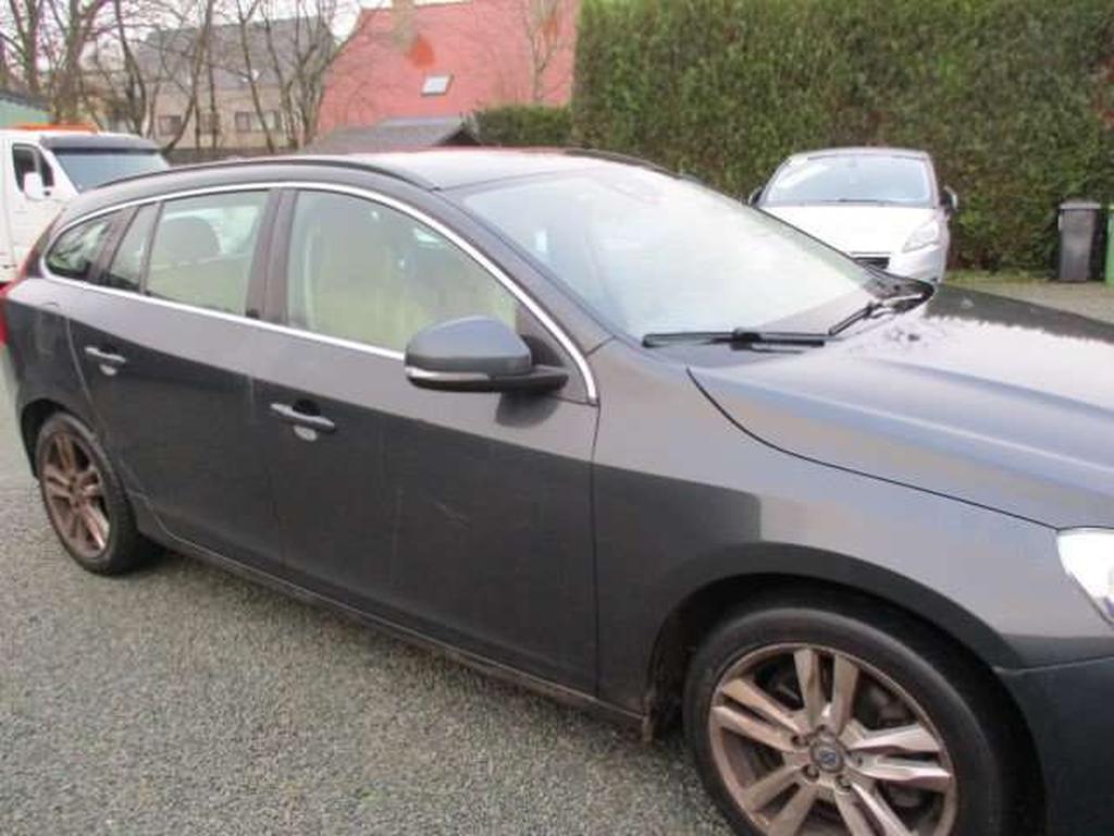 Volvo V60 2.0 D3 Summum Start/Stop NAVIGATIE LEDER CRUISE Maranky & Co