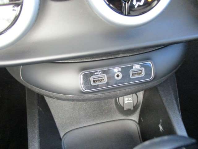 Fiat 500X 1.4 MultiAir S-Design Cross DCT AUTOMAAT FULL OPTI Maranky & Co