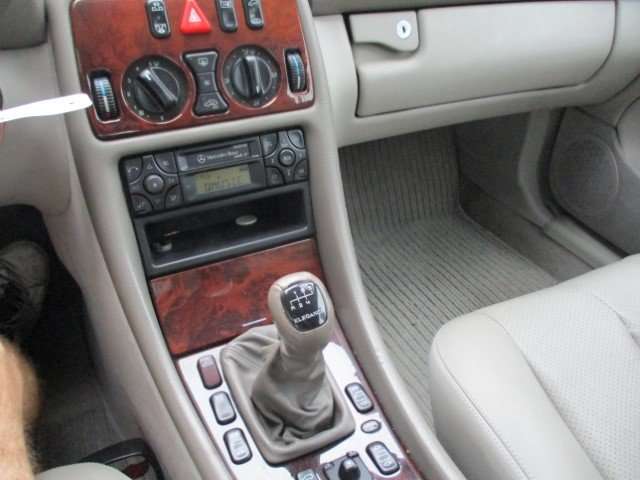 Mercedes-Benz CLK 200 CLK Cabrio 200 ELEGANCE FULL OPTION FACELIFT LEDER Maranky & Co