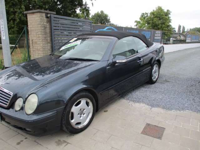 Mercedes-Benz CLK 200 CLK Cabrio 200 ELEGANCE FULL OPTION FACELIFT LEDER Maranky & Co