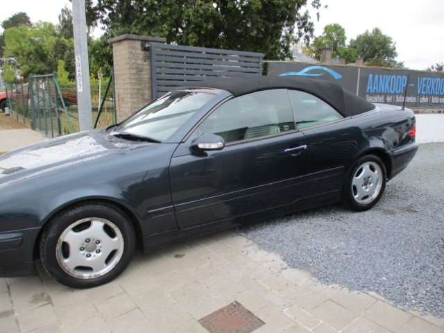 Mercedes-Benz CLK 200 CLK Cabrio 200 ELEGANCE FULL OPTION FACELIFT LEDER Maranky & Co