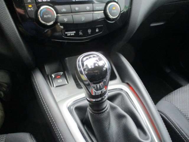 Nissan Qashqai Qashqai 1.2DIG-T TEKNA CAMERA NAVIGATIE PDC CRUISE Maranky & Co