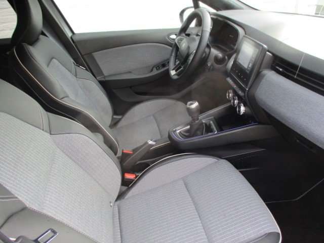 Renault Clio Clio TCe 90 TECHNO FULL OPTION NAVI LEDER CAMERA Maranky & Co