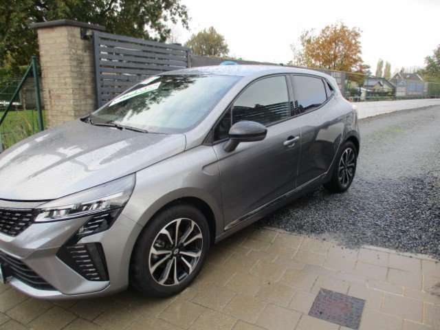 Renault Clio Clio TCe 90 TECHNO FULL OPTION NAVI LEDER CAMERA Maranky & Co