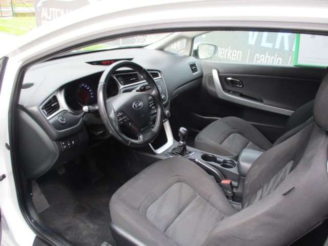 Kia ProCeed / pro_cee'd 1.4i DYNAMIQUE BLACK EDITION ALU AIRCO 77423KM! Maranky & Co