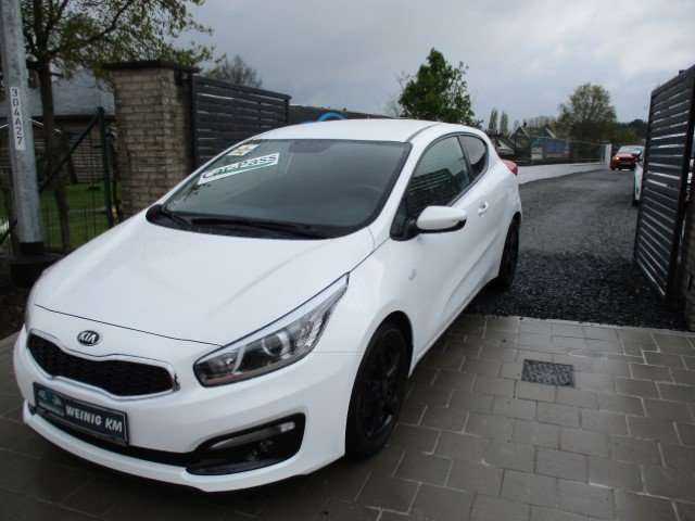 Kia ProCeed / pro_cee'd 1.4i DYNAMIQUE BLACK EDITION ALU AIRCO 77423KM! Maranky & Co