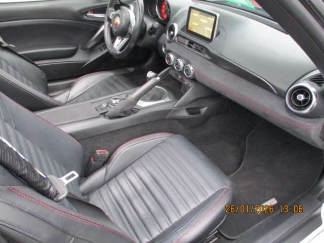 Abarth 124 Spider 1.4I TURBO 170PK FULL OPTION NAVI LEDER MONZA BOSE Maranky & Co