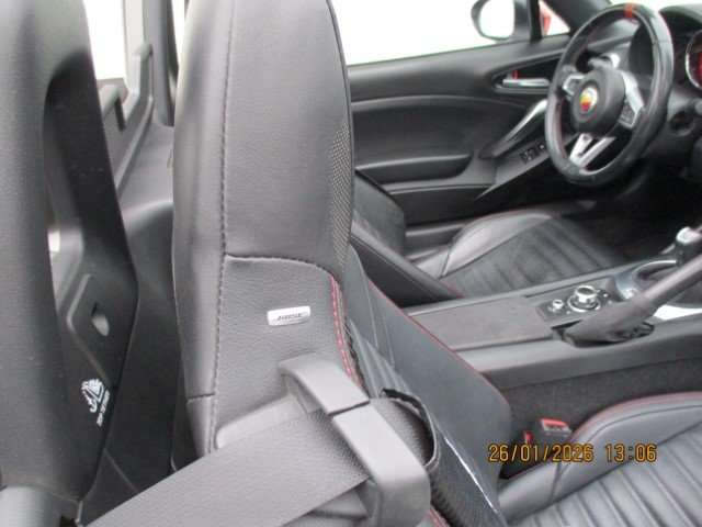 Abarth 124 Spider 1.4I TURBO 170PK FULL OPTION NAVI LEDER MONZA BOSE Maranky & Co