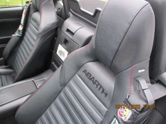 Abarth 124 Spider 1.4I TURBO 170PK FULL OPTION NAVI LEDER MONZA BOSE Maranky & Co