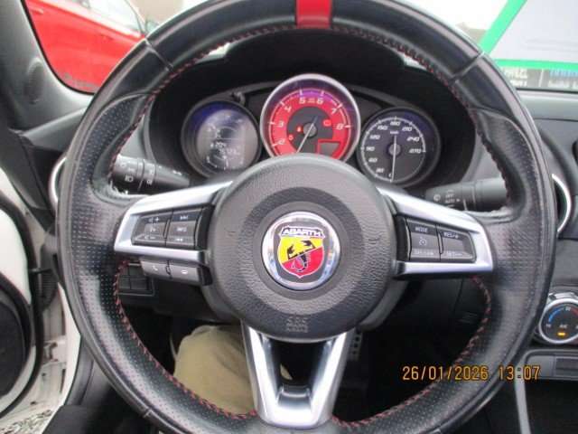 Abarth 124 Spider 1.4I TURBO 170PK FULL OPTION NAVI LEDER MONZA BOSE Maranky & Co