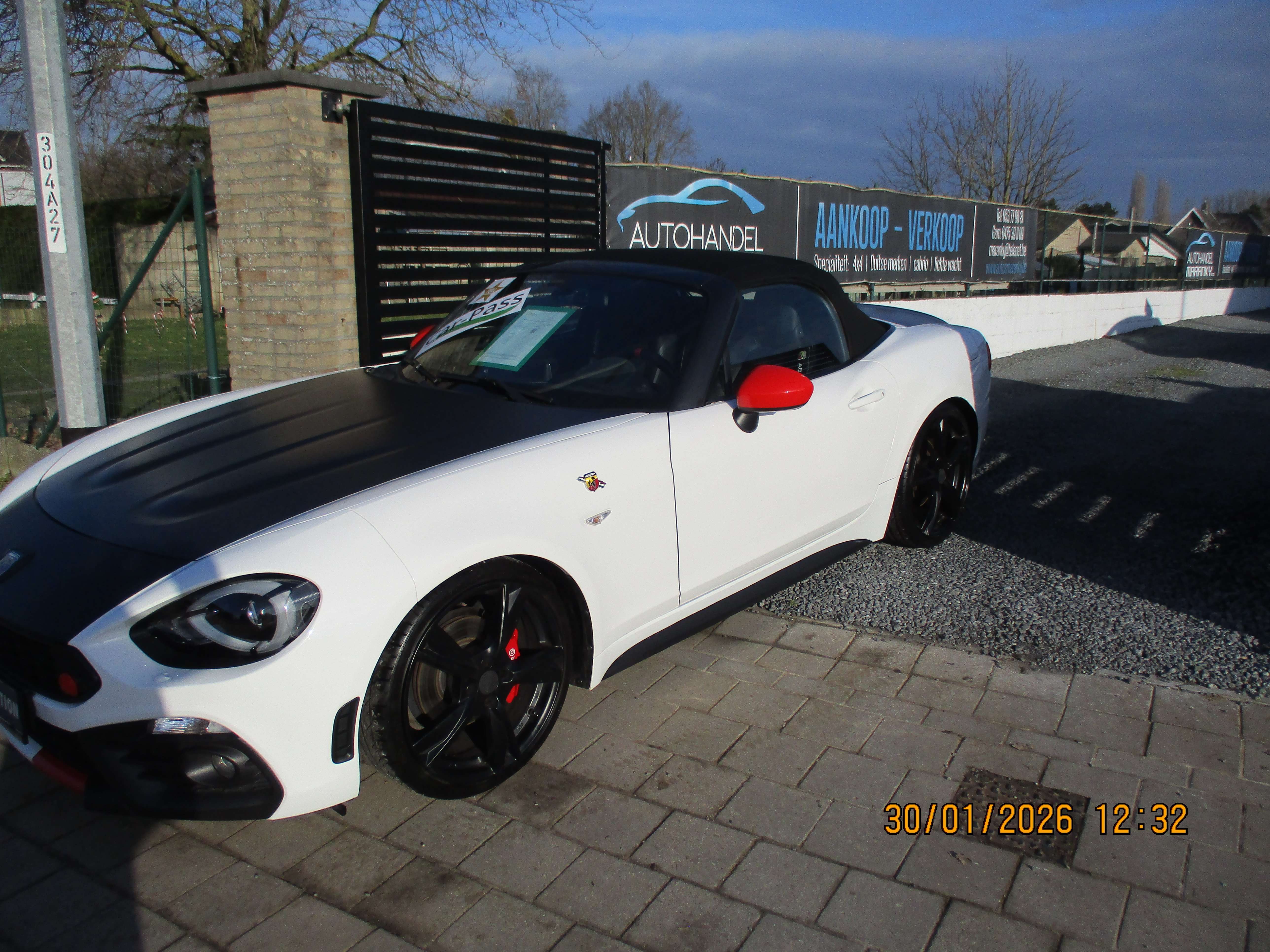 Abarth 124 Spider 1.4I TURBO 170PK FULL OPTION NAVI LEDER MONZA BOSE Maranky & Co