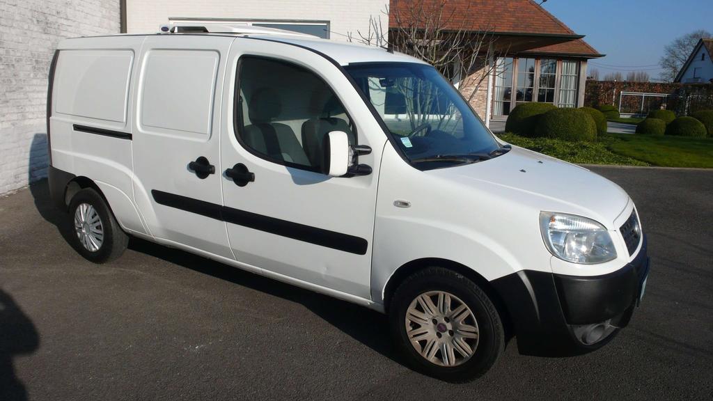 Fiat Doblo cargo lichte vracht  4650 netto Garage Frank Mesure