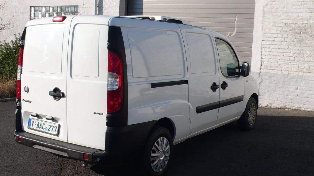 Fiat Doblo cargo lichte vracht  4650 netto Garage Frank Mesure