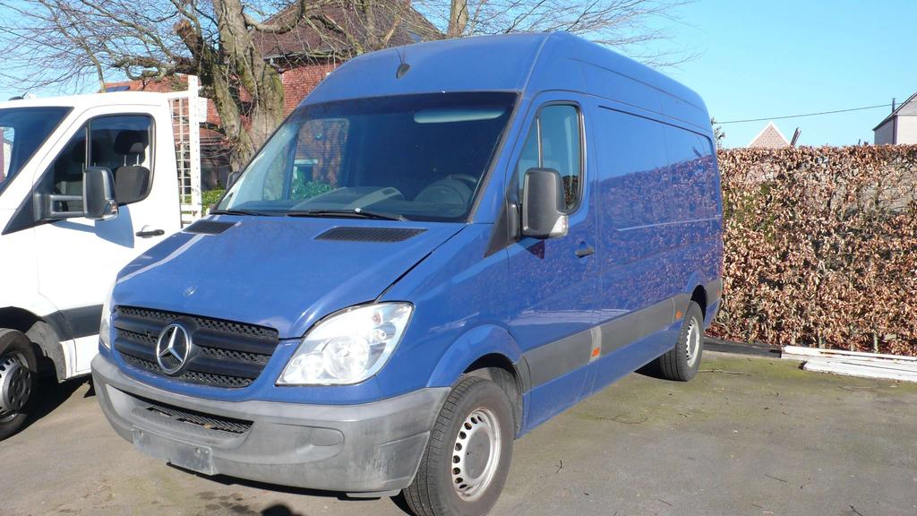 Mercedes-Benz Sprinter L2H2  316 cdi   motorschade Garage Frank Mesure