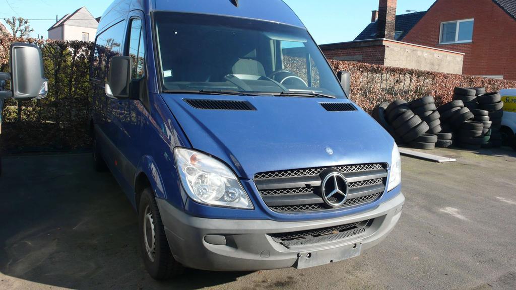 Mercedes-Benz Sprinter L2H2  316 cdi   motorschade Garage Frank Mesure