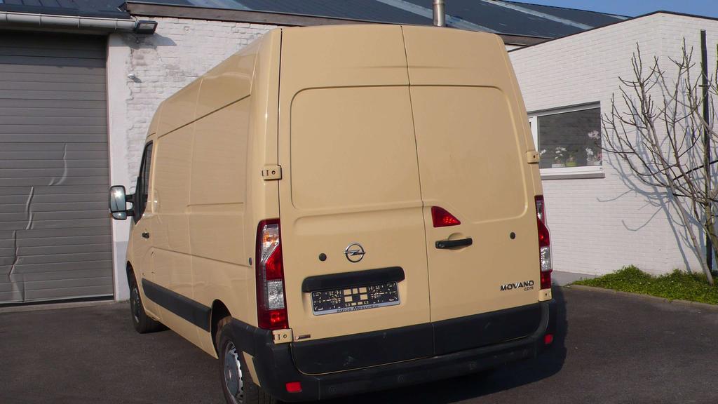 Opel Movano L2H2    9750 + BTW  gekeurd en garantie Garage Frank Mesure