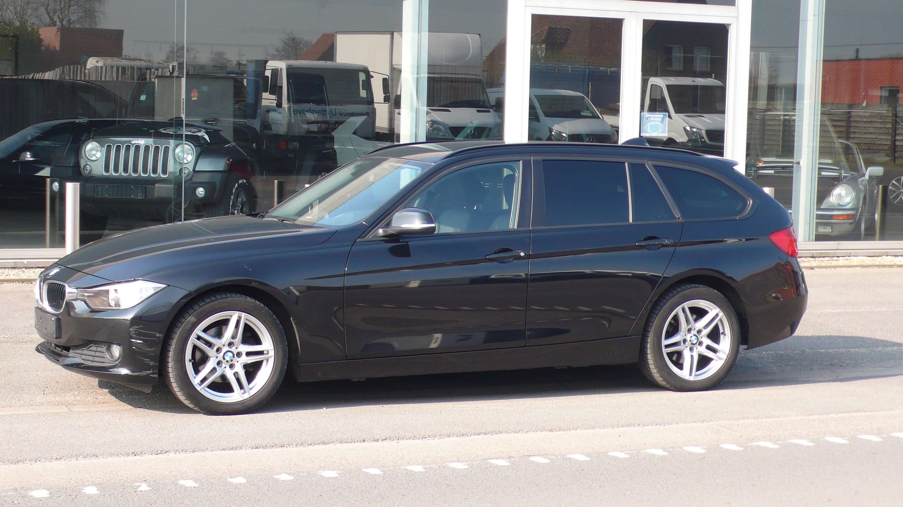 BMW 316 d kombi perfecte staat mt carpass en  garantie Garage Frank Mesure