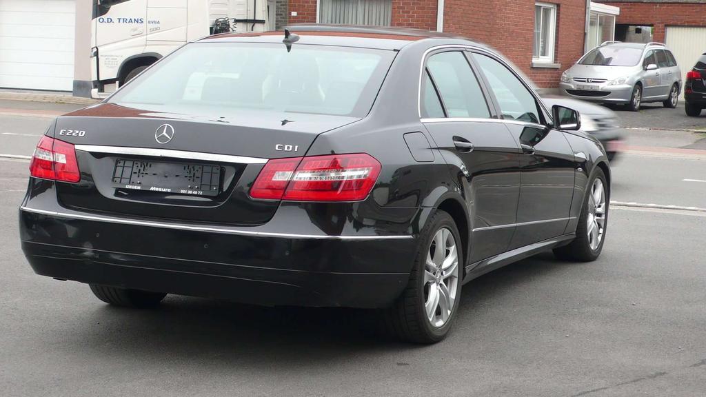 Mercedes-Benz E 220 CDI  avantgarde  automatic Garage Frank Mesure