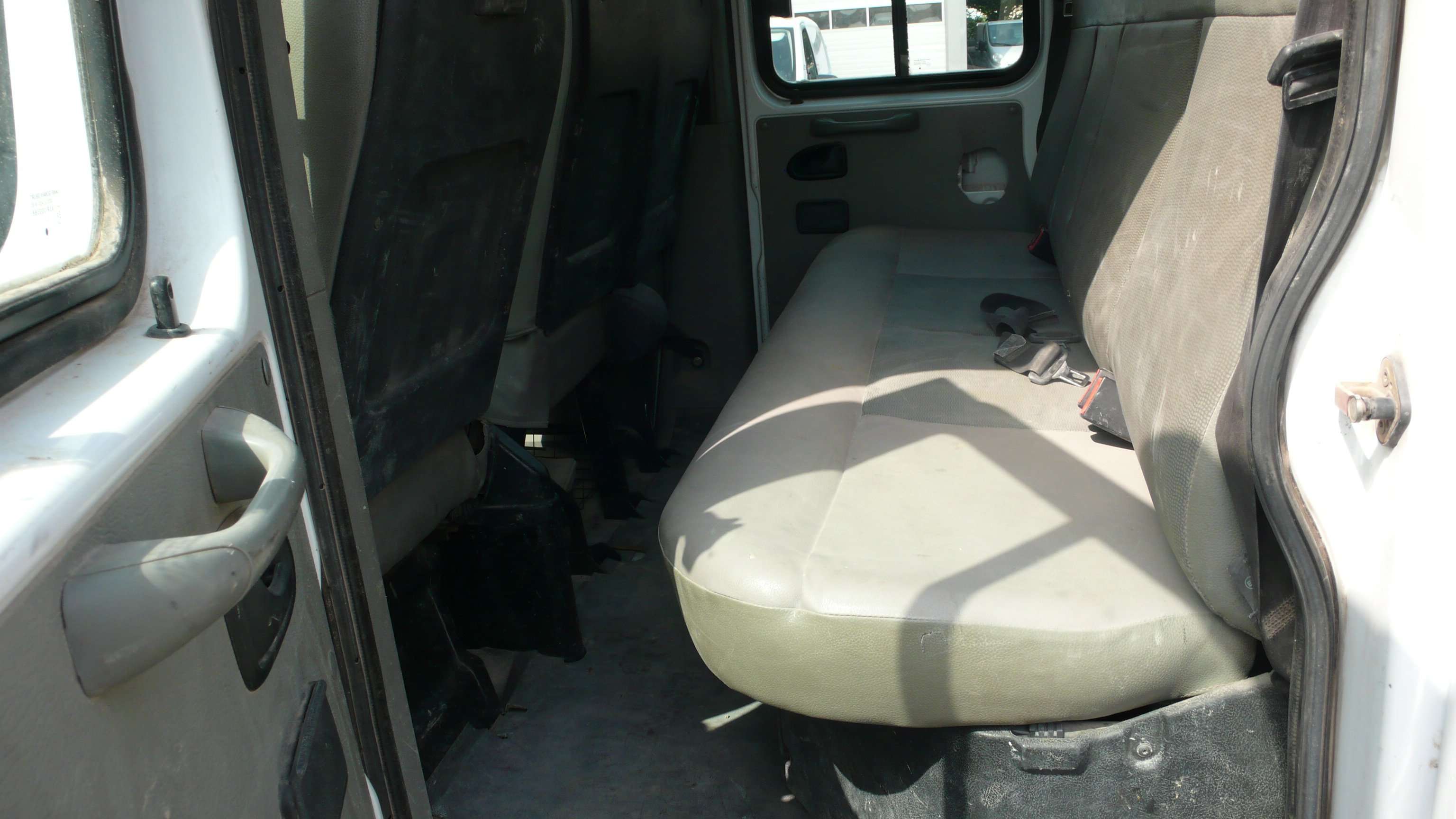 Opel Movano 2.5 D   dubbele kabien met open laadbak  3500 eu Garage Frank Mesure