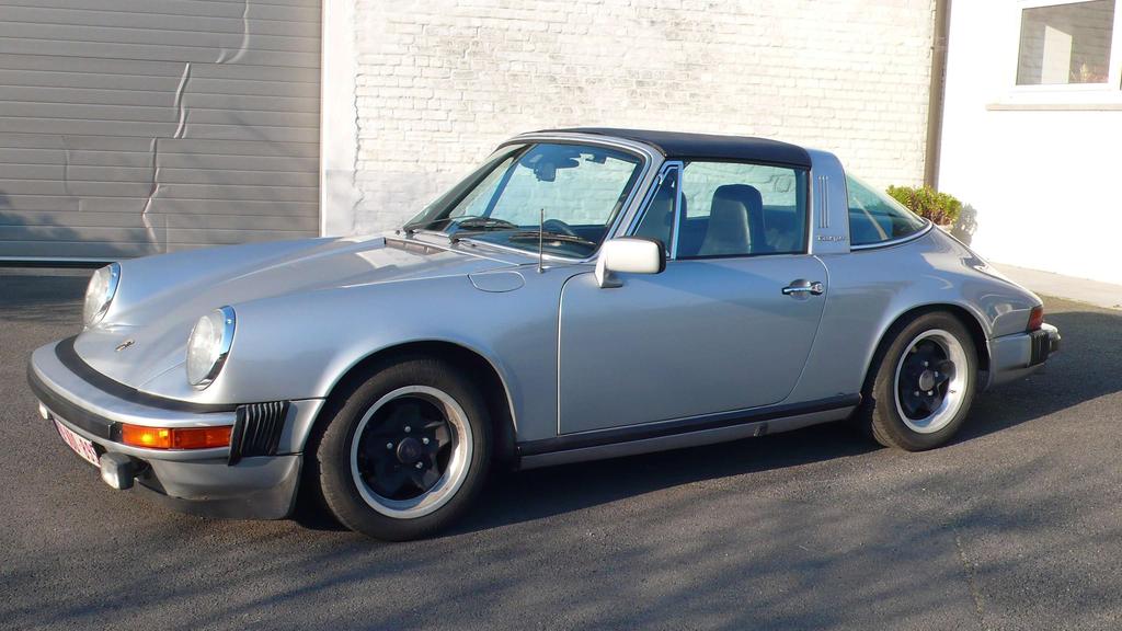 Porsche 911 2.7  targa small  origineel  chroombeugel  gekeurd Garage Frank Mesure