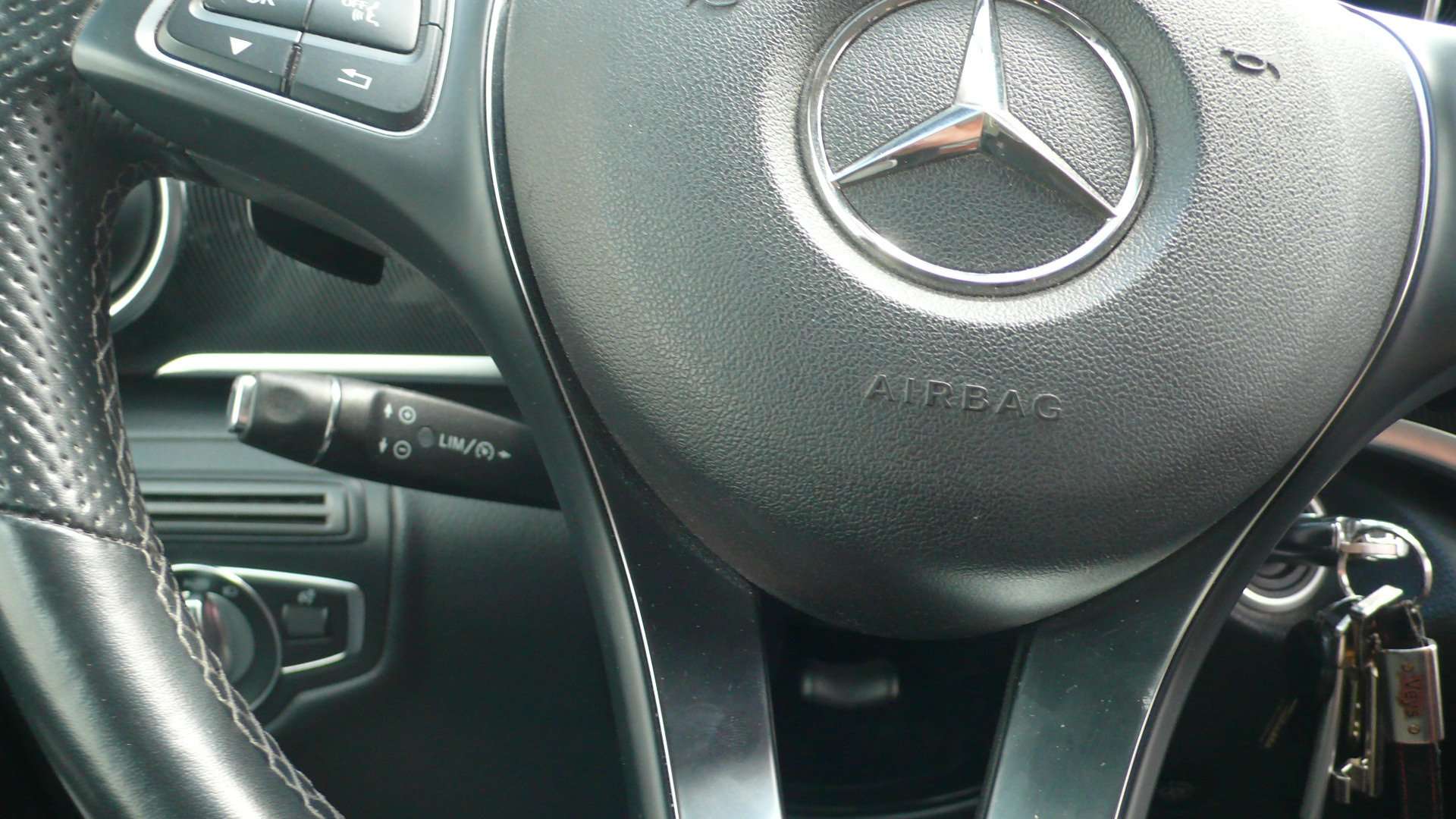 Mercedes-Benz V 220 CDI LANG LICHTE VRACHT  41000 NETTO Garage Frank Mesure