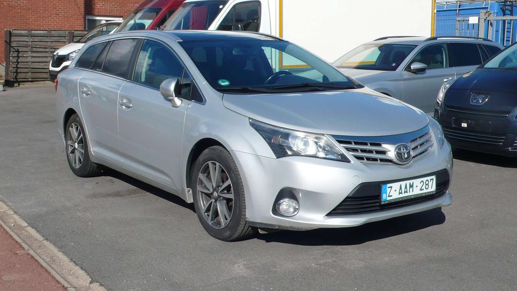 Toyota Avensis 2.0D  COMBI   BUSINESS   6150 EU NETTO Garage Frank Mesure