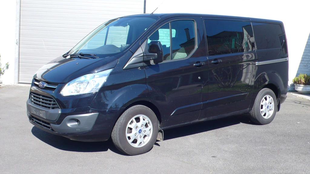 Ford Transit Custom 5 zitplaatsen  lichte vracht  14850 euro Garage Frank Mesure