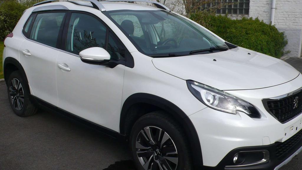 Peugeot 2008 Airco + Navi + 11950€ + BTW Garage Frank Mesure