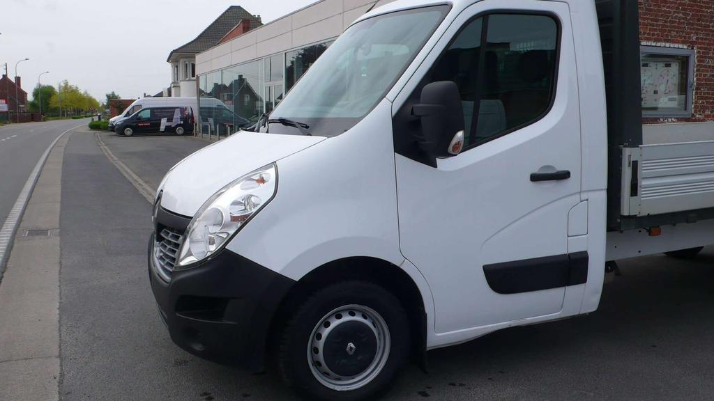 Renault Master met open bak lengte 4 meter 17250€ + BTW Garage Frank Mesure