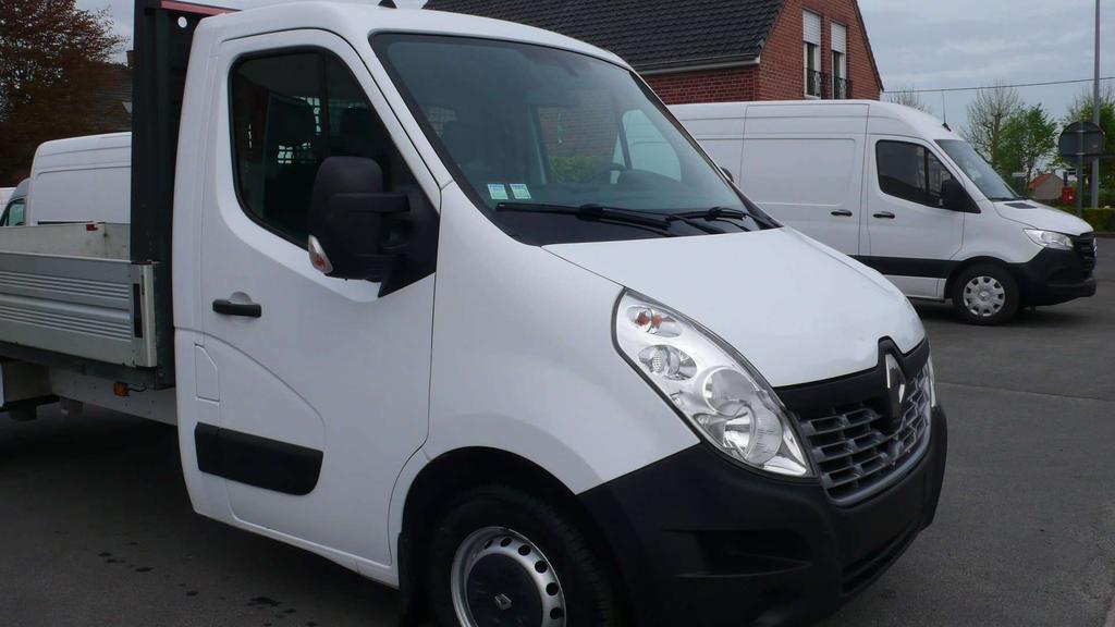 Renault Master met open bak lengte 4 meter 17250€ + BTW Garage Frank Mesure