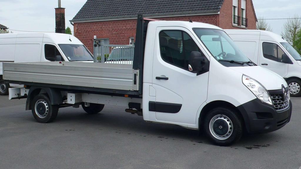 Renault Master met open bak lengte 4 meter 17250€ + BTW Garage Frank Mesure