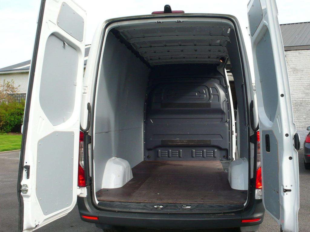 Mercedes-Benz Sprinter 314 CDI slechts 84000 KM L2H2 27900€ + BTW Garage Frank Mesure