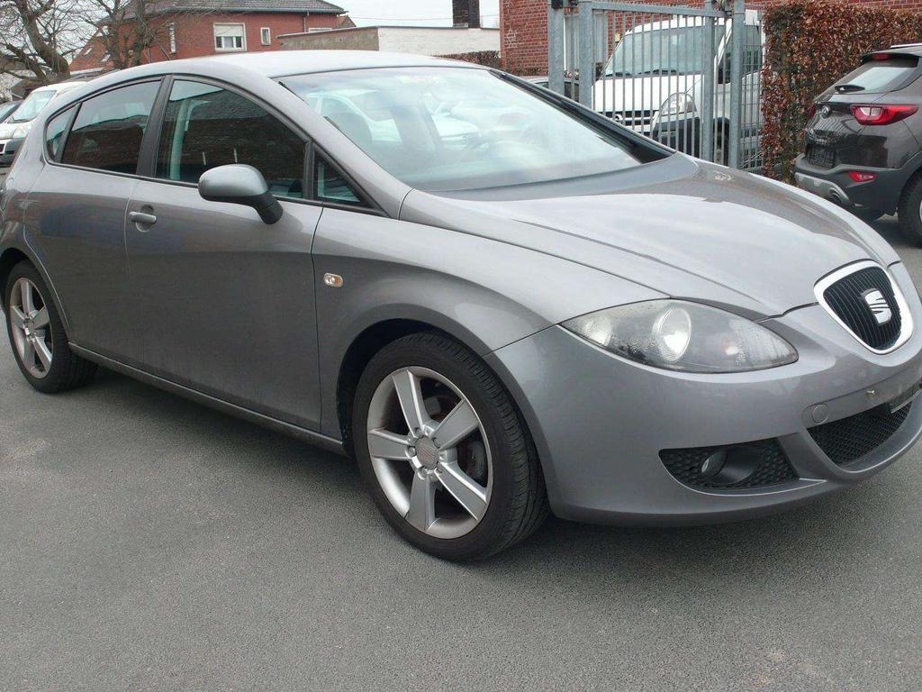 SEAT Leon 5 deuren diesel  airco  gekeurd Garage Frank Mesure