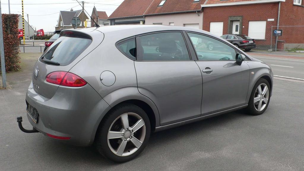 SEAT Leon 5 deuren diesel  airco  gekeurd Garage Frank Mesure