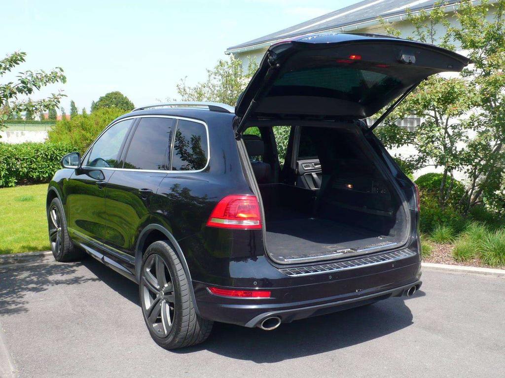 Volkswagen Touareg R-line V8 TDI Lichte vracht 21500€ + BTW Garage Frank Mesure