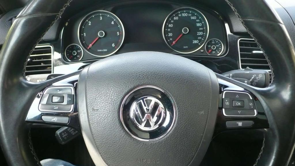 Volkswagen Touareg R-Line V8 TDI lichte vracht - 19000€ + BTW Garage Frank Mesure