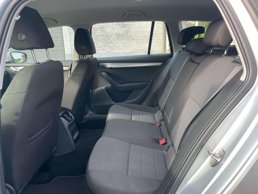 Skoda Octavia 1.6 diesel prijs handelaar / export 5300 + btw Garage Frank Mesure