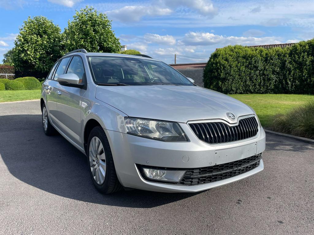 Skoda Octavia 1.6 diesel prijs handelaar / export 5300 + btw Garage Frank Mesure
