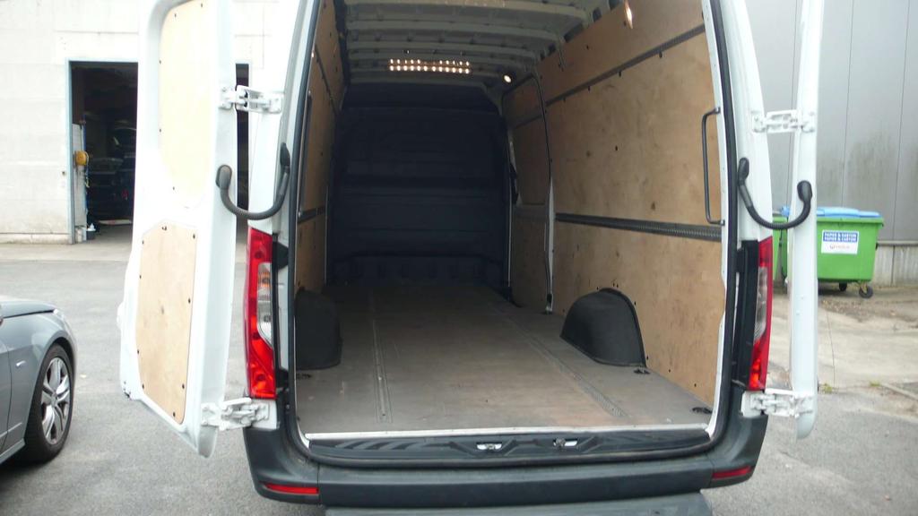 Mercedes-Benz Sprinter L3H2   L2H2  316 cdi    67000 km   MBUX   29250eu+ Garage Frank Mesure