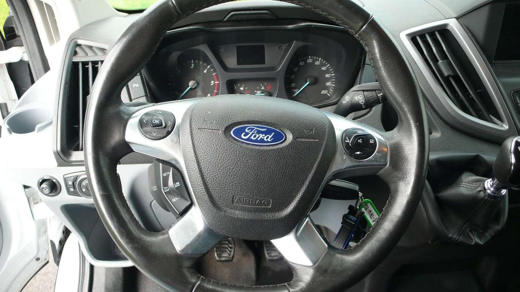 Ford Transit L3H3 130pk airco navi proper 12850 euro Garage Frank Mesure