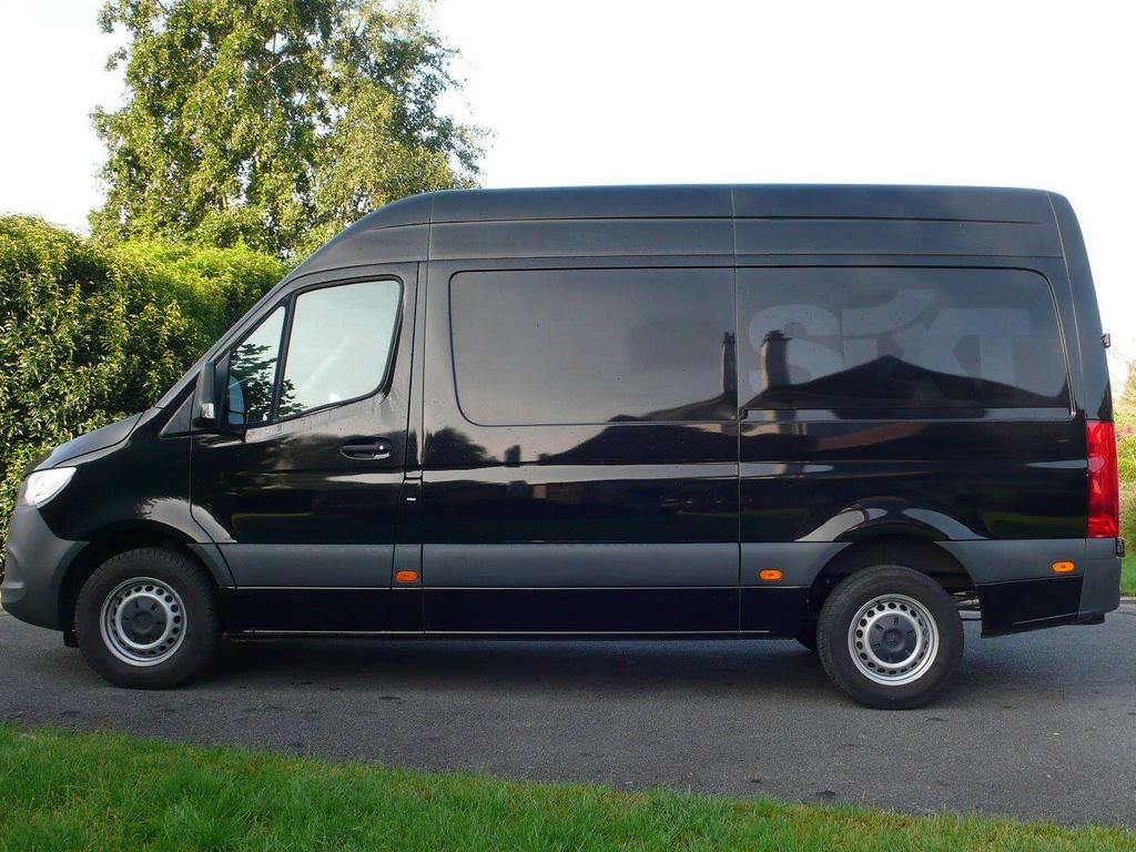 Mercedes-Benz Sprinter 314 CDI L2H2 zwart Garage Frank Mesure